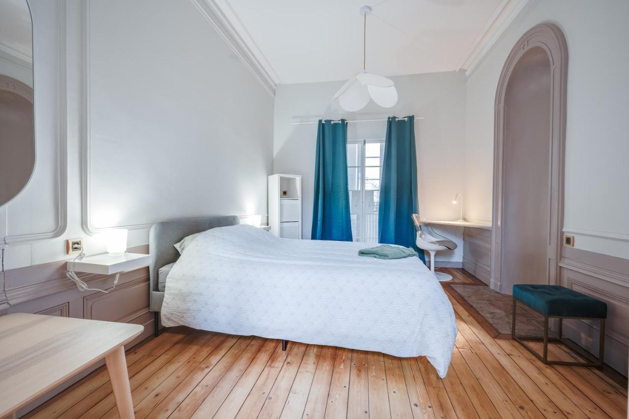 Grand Appartement 8 Personnes Terrasse Privative Hyper Centre Calme لون-لو-سونييه المظهر الخارجي الصورة